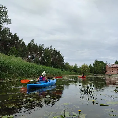 Smugi Semesterbostad Lipowiec